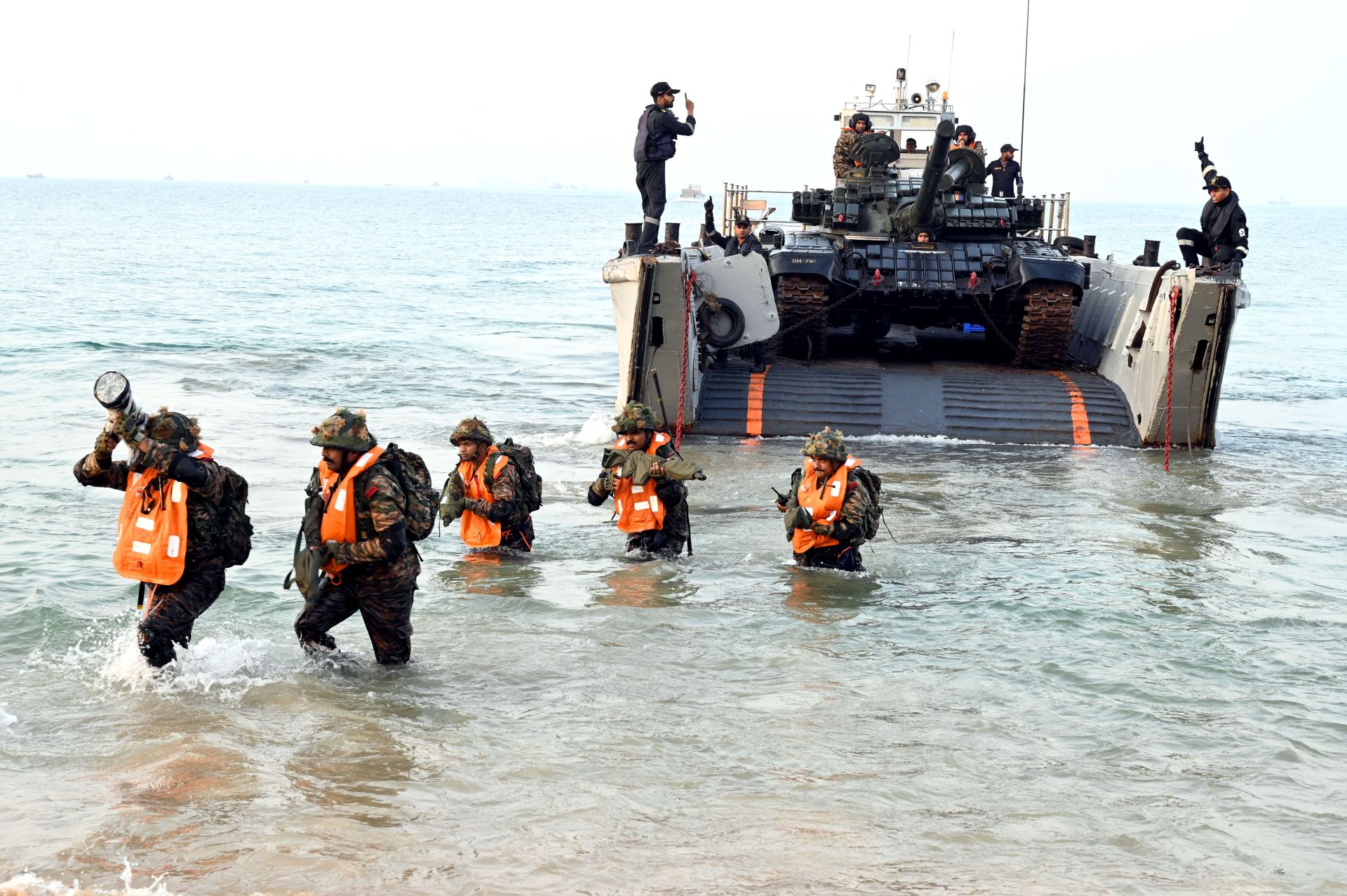 Join Indian Navy